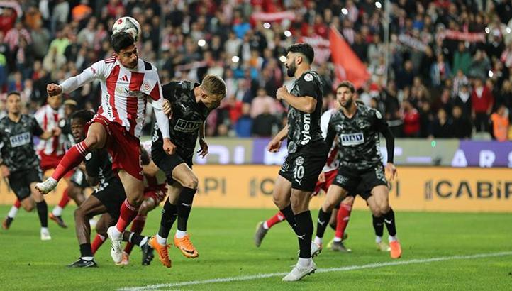 Akdeniz derbisinde kazanan çıkmadı (ÖZET) Antalyaspor - Alanyaspor maç sonucu: 0-0
