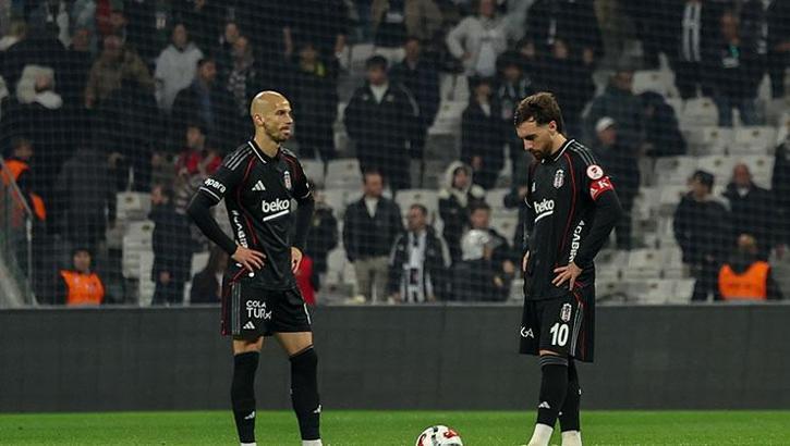 Beşiktaş direkleri geçemedi