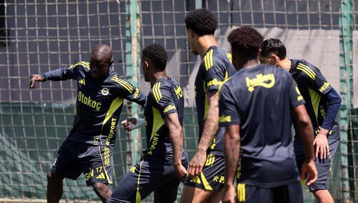 Fenerbahçe, Konyaspor'a bileniyor