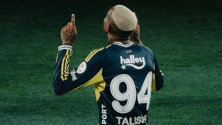 Fenerbahçe'de Anderson Talisca sürprizi! Samandıra'dan ayrıldı, açıklama yaptı...