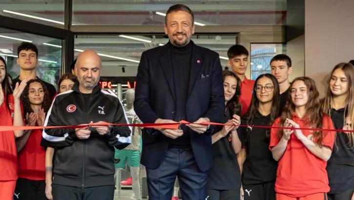 PUMA’nın Globalde ve Türkiye’deki İlk Basketbol Konsept Mağazası açıldı