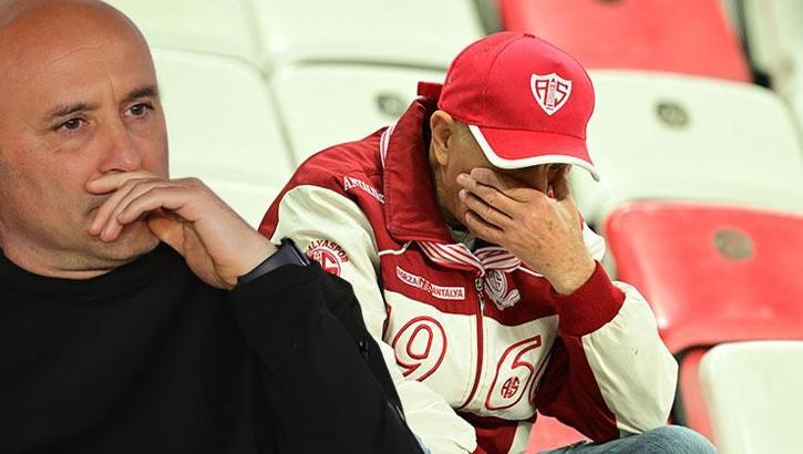 Süper Lig'den düşen son takım Antalyaspor oldu! Maç sonucu Antalyaspor - Kocaelispor: 1-0