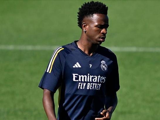 Vinicius Jr Striking Performance Secures Victory for Real Madrid Against Sevilla