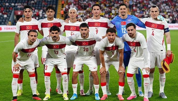 A Milli Takımımızda rekabet zirve yaptı! Çağlar Söyüncü ve Can Uzun detayı...