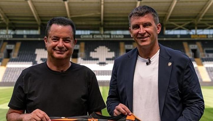 Acun Ilıcalı'nın sahibi olduğu Hull City Jakirovic'in sözleşmesini uzatıyor