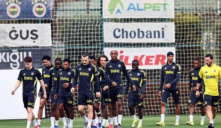 Fenerbahçe'nin Avusturya kampında oynayacağı hazırlık maçları belli oldu!