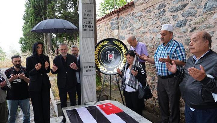 Beşiktaş'ta Şeref Bey kabri başında anıldı