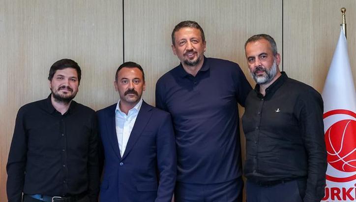 Galatasaray'dan Hidayet Türkoğlu'na ziyaret