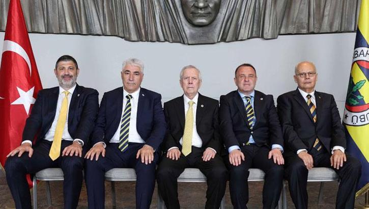 Fenerbahçe Yönetimi'nden kamp kararı