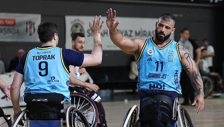 Tekerlekli Sandalye Basketbol Süper Ligi'nde şampiyon Fenerbahçe