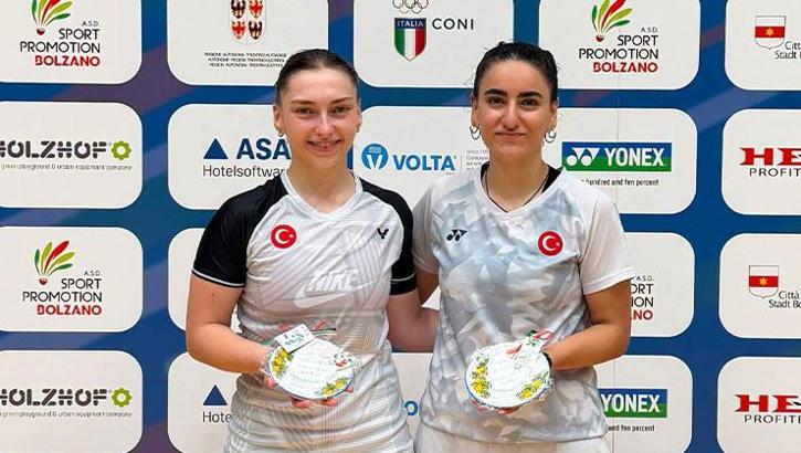 Milli badmintoncular Sinem Yıldız ile Yasemen Bektaş İtalya'da üçüncü oldu