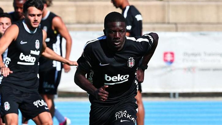 Beşiktaş'ın yeni transferi Kassoum Ouattara, ilk idmanına çıktı