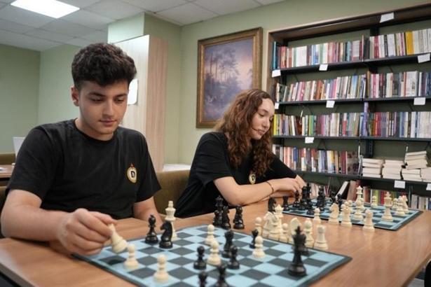 Demirören Medya ve Teknoloji Lisesi’nde tanıtım günleri