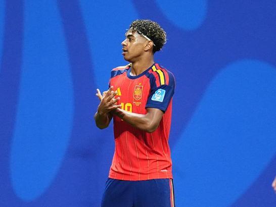 Spain Forward Lamine Calls for Unity on Eve of Monumental Semifinal Clash