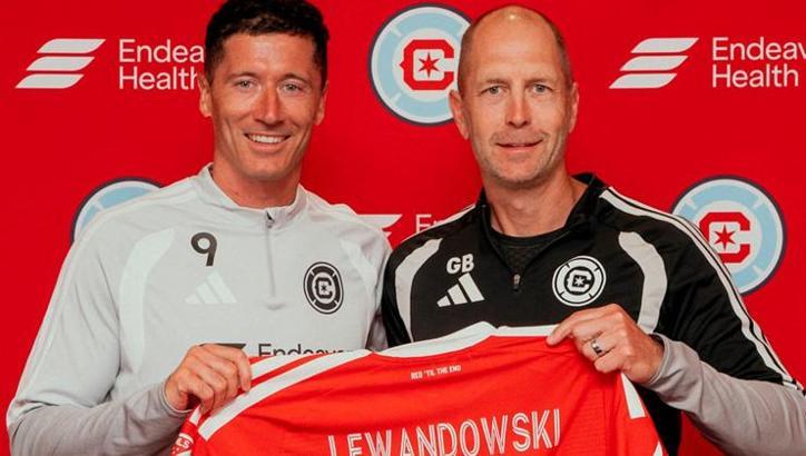 Robert Lewandowski imzayı attı: İşte yeni takımı