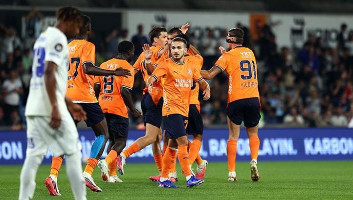 Başakşehir'in yeni transferleri Karbownik ve Emin Bayram ilk resmi maçlarına çıktı
