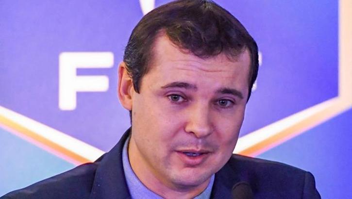 Infantino'yu eleştirdi, görevinden ayrıldı