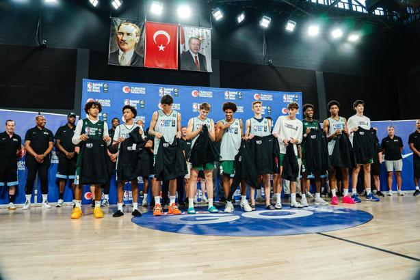 Darius Karutasu ve Yahya Başaran BWB All-Star yolcusu