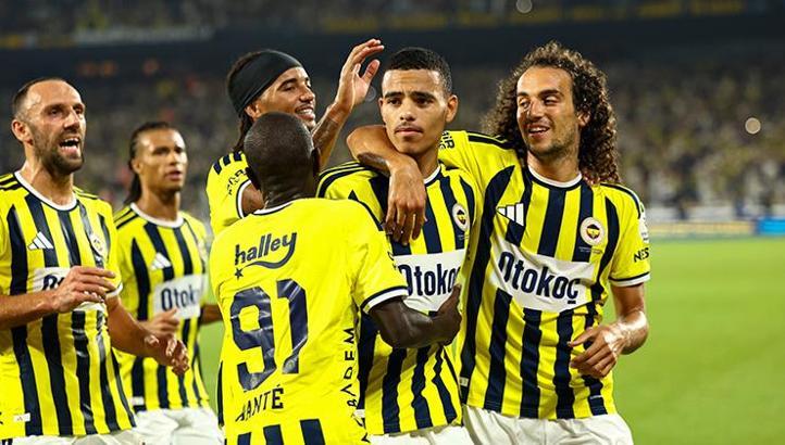 Fenerbahçe'de 4 futbolcu ilk kez derbi heyecanı yaşayacak