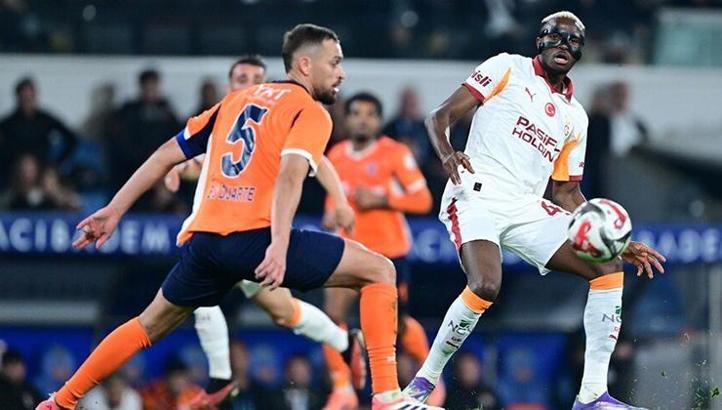 Galatasaray-Başakşehir maçında Leao sürprizi!