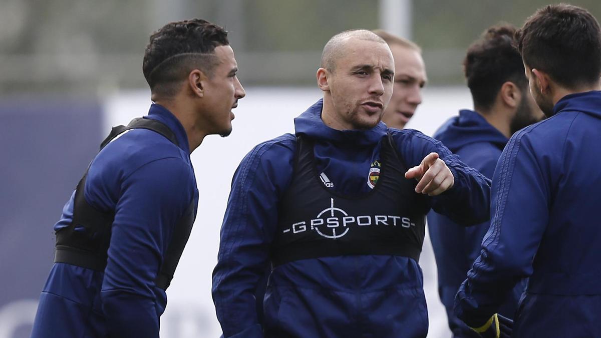 Aatif Chahechouhe'da tek sıkıntı para - Fanatik Gazetesi Futbol Haberleri - Spor