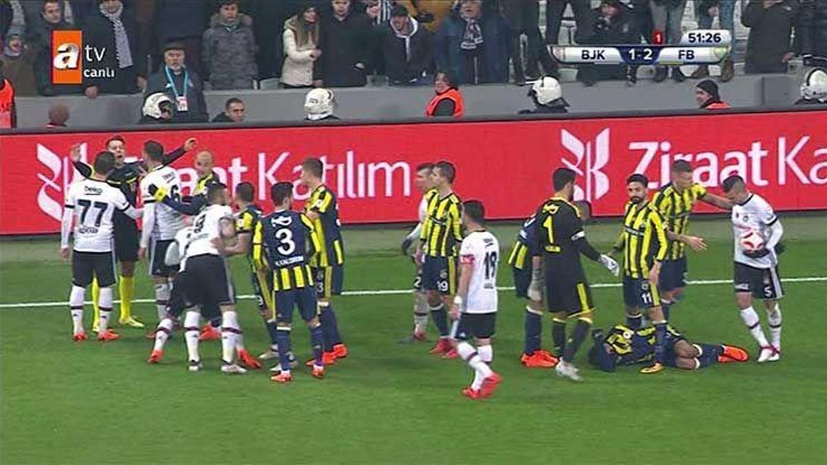 Quaresma, Fenerbahçe maçlarında sakin kalamıyor - Son dakika Beşiktaş  haberleri - Fotomaç