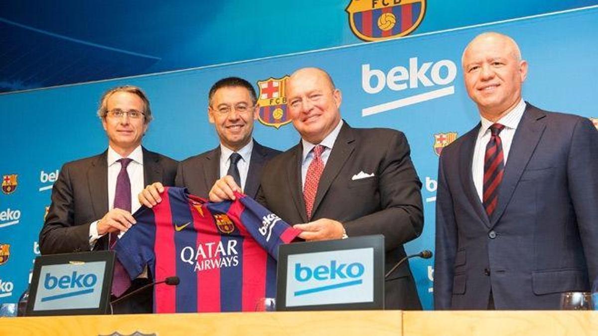 Beko чей бренд и производитель. Beko Спонсор Барселоны. БЕКО Спонсор Барселоны. Beko футбольный Спонсор. Форма Барселоны БЕКО.