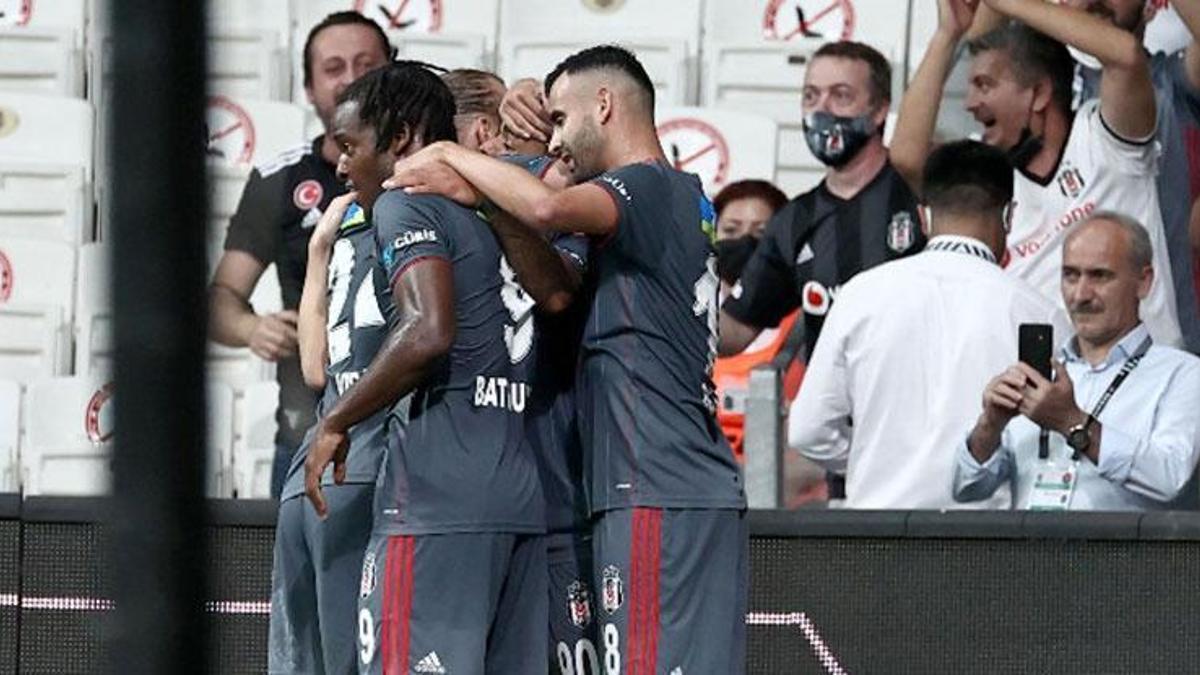 Beşiktaş'ın Galatasaray derbisi ilk 11'i belli oldu! - Orta Çizgi - Beşiktaş  Haberleri