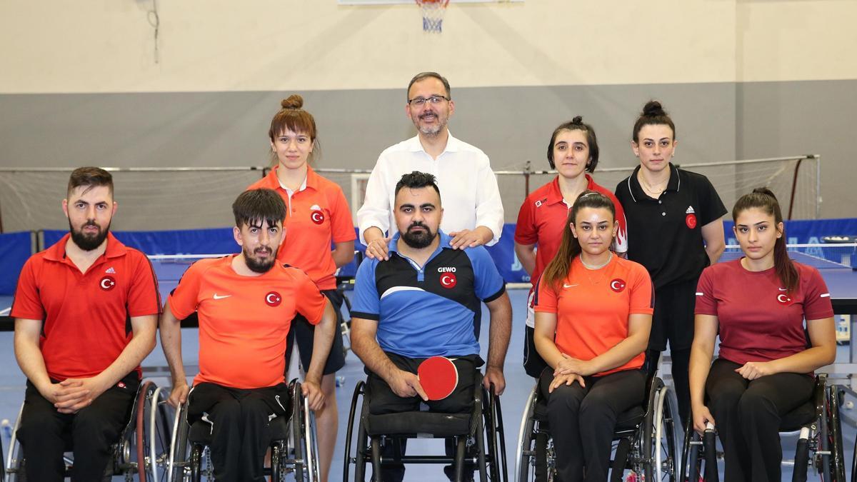 Bakan Kasapoğlu'ndan paralimpik sporculara moral ziyareti
