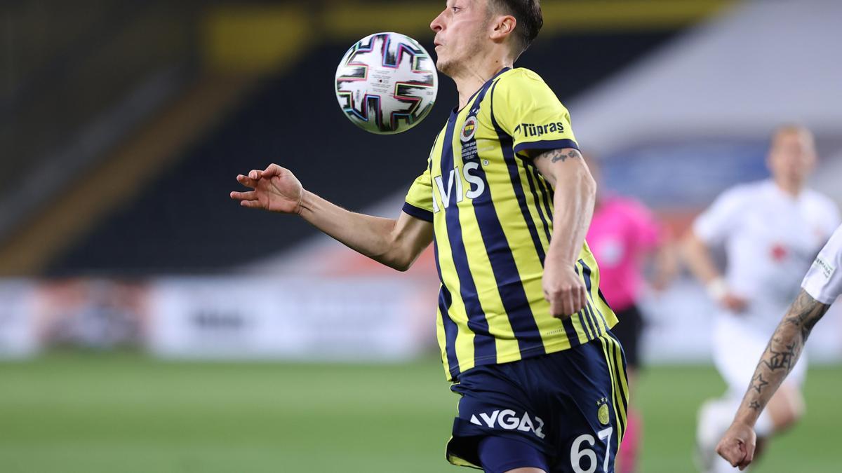 Fenerbahçe Ile Kayserispor, Ligde 50. Kez Karşılaşacak - Fenerbahçe (FB ...