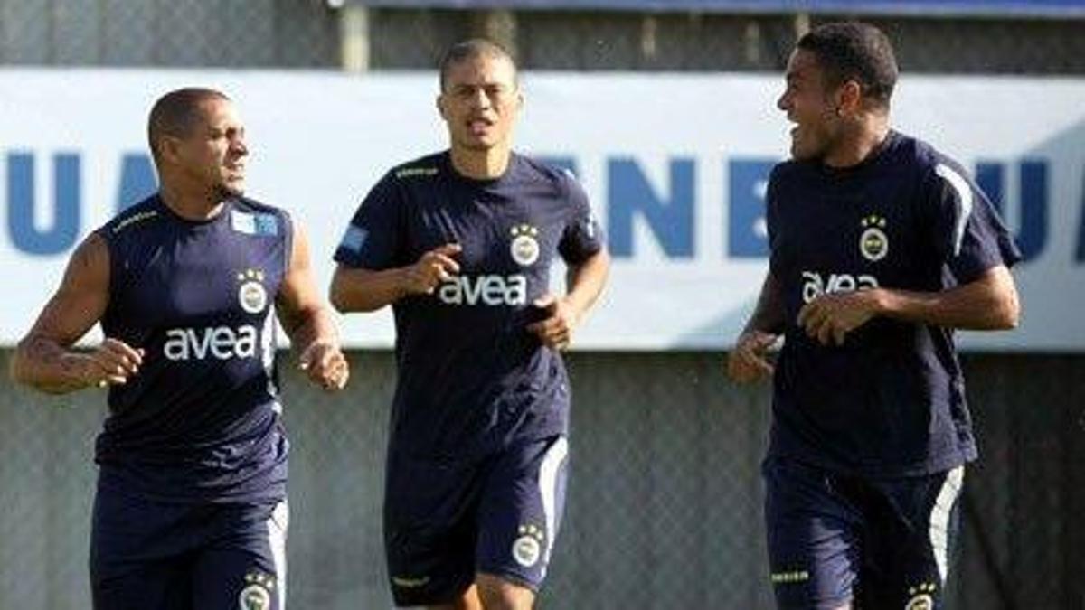 Alex kendini riske etmedi - Fanatik Gazetesi Fenerbahçe (FB) Haberleri Spor