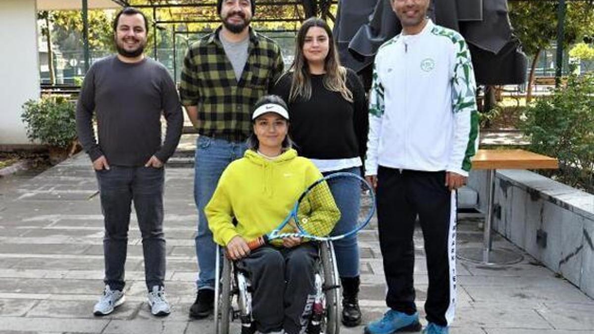 Paralimpik Tenisçinin Hayatı Belgesel Oldu Paralimpik Tenisçinin Hayatı Belgesel Oldu