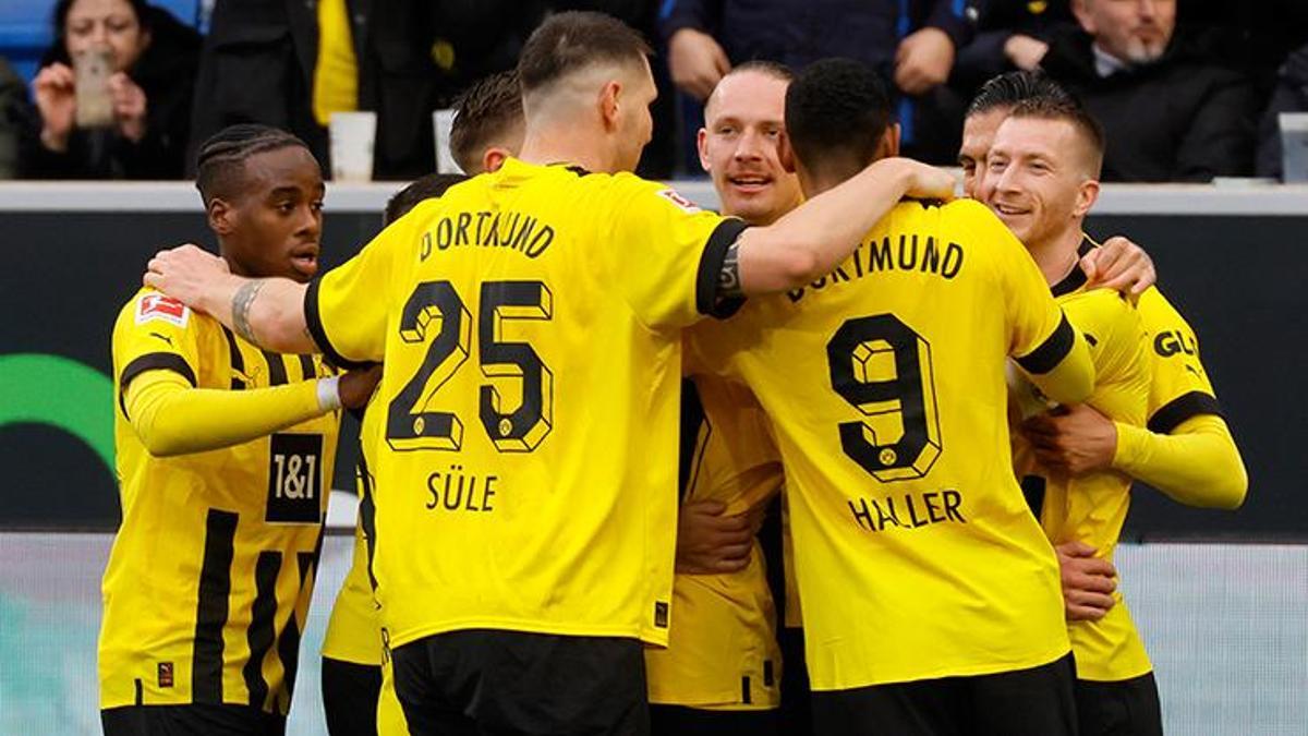 Borussia Dortmund Yeni Yıldaki Formuyla Dikkat çekiyor - Fanatik ...