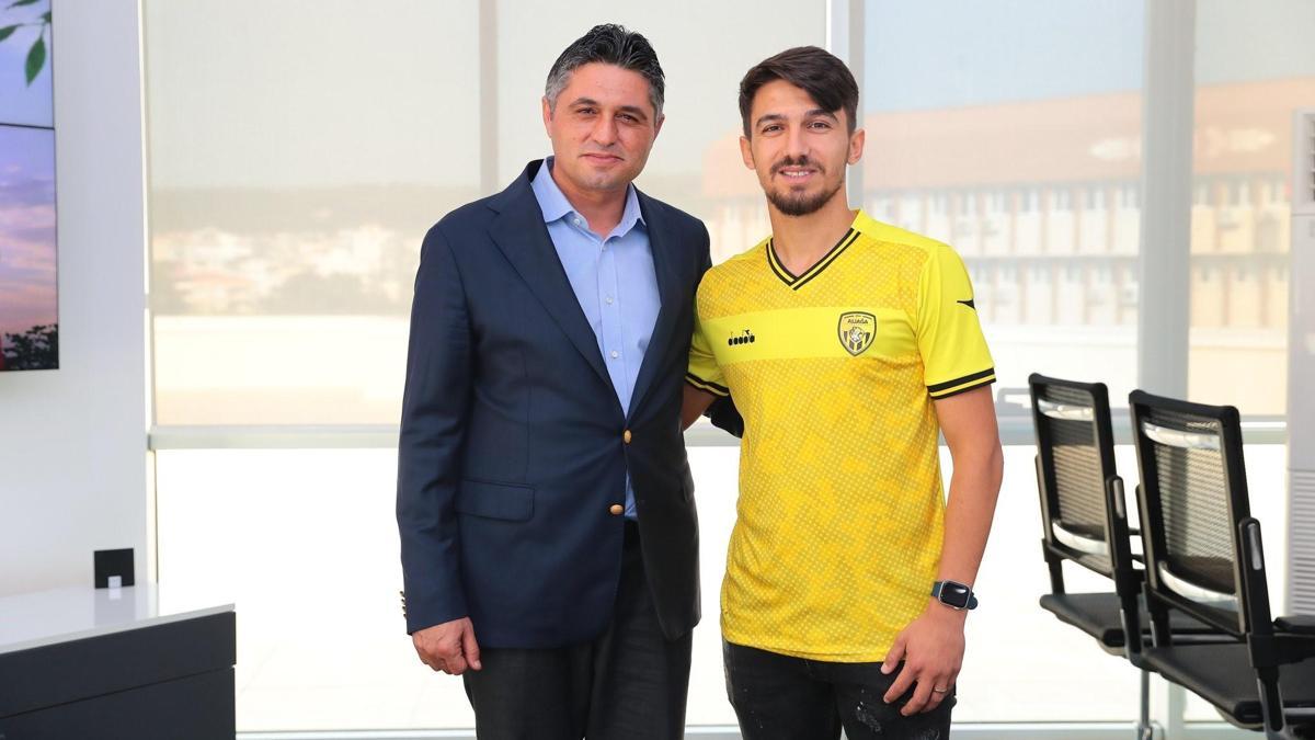 Oğuzhan Yıldırım'dan Aliağa FK'ya 2 yıllık imza Fanatik Gazetesi