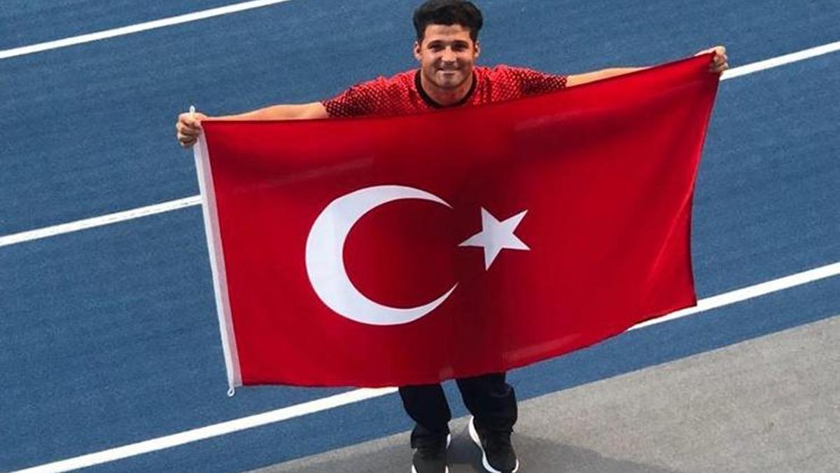 Muhammet Khalvandi'den Fransa'da altın madalya!