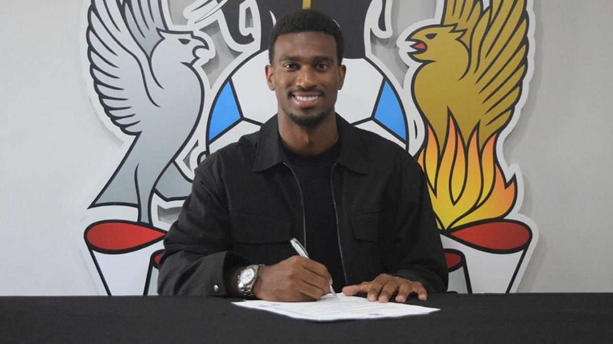 Haji Wright Signs 4-Year Contract with Coventry City: Antalyaspor Makes History