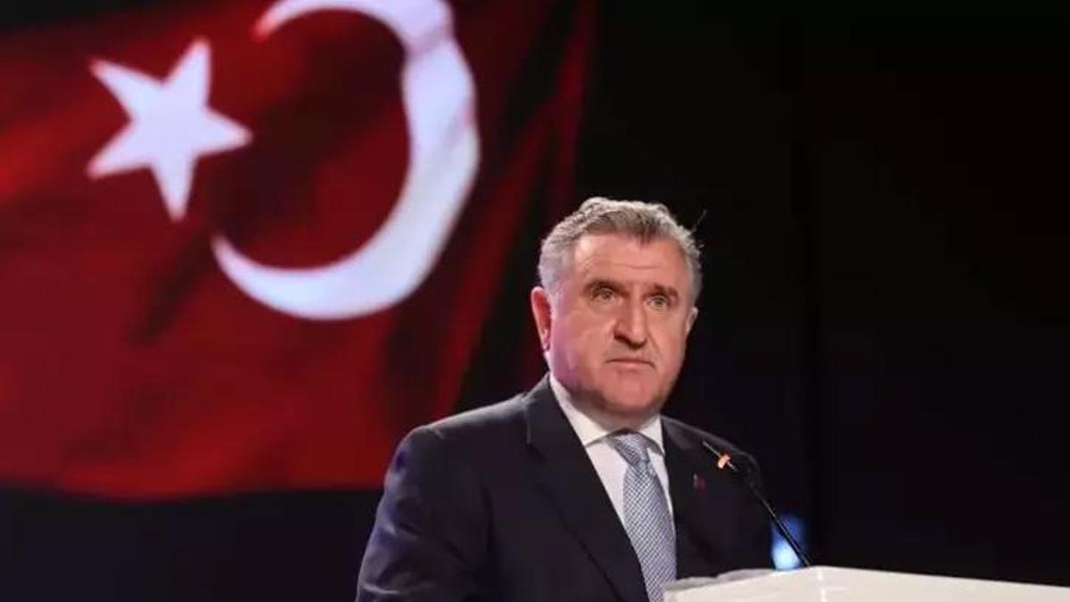 Gençlik ve Spor Bakanı Osman Aşkın Bak'tan Paralimpik sporculara başarı mesajı