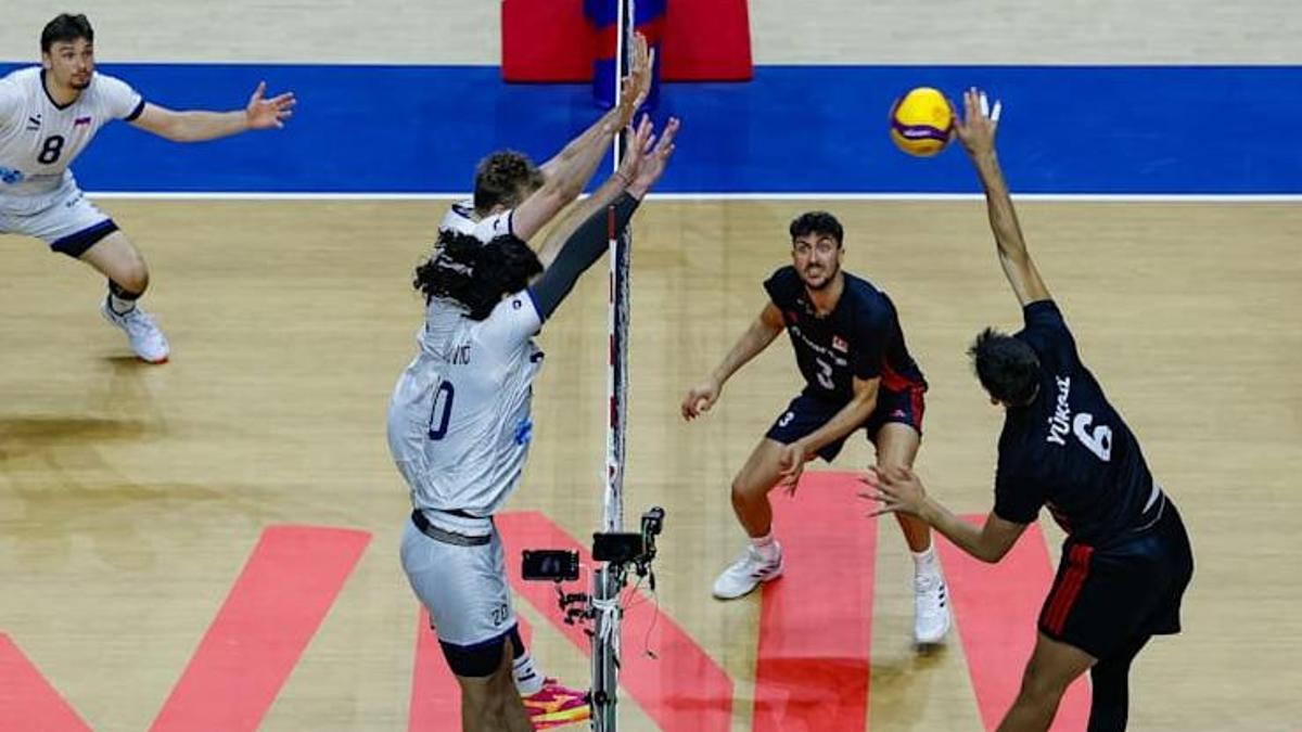 Filenin Efeleri Slovenya karşısında mağlup! Türkiye-Slovenya maç sonucu: 2-3