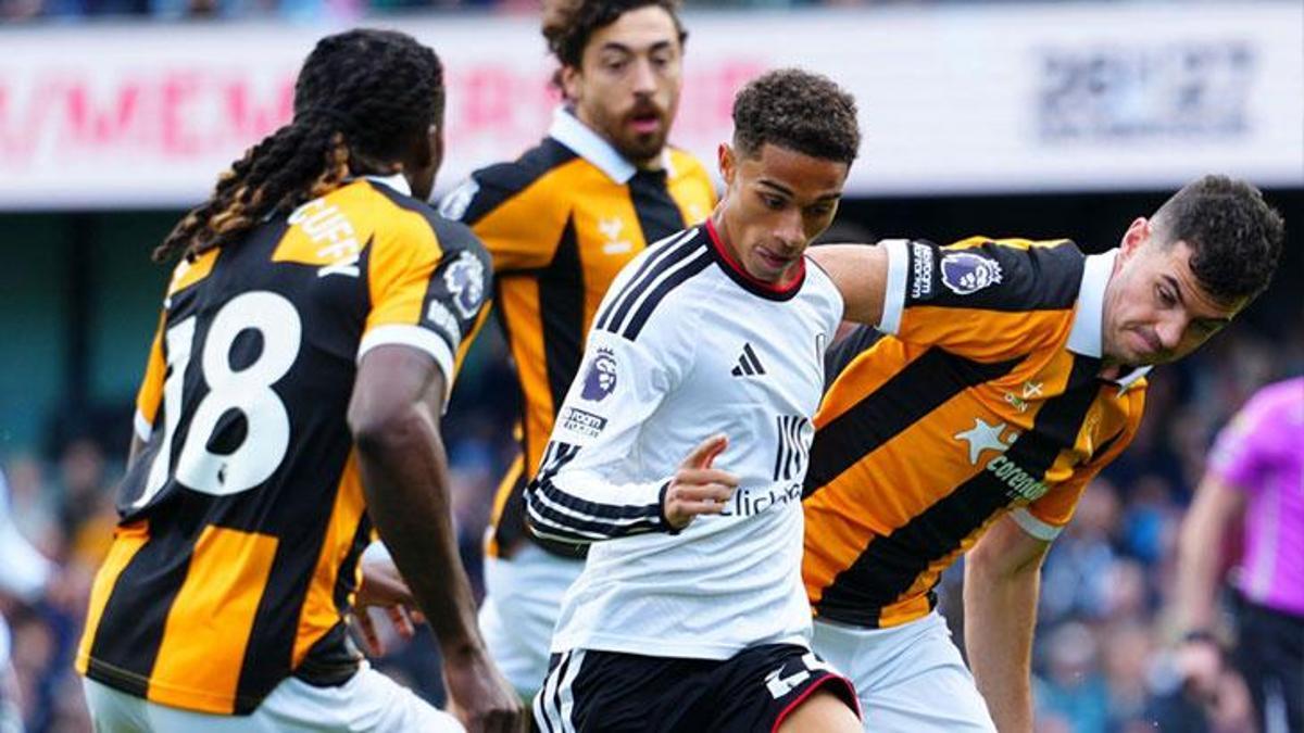 Photo: Fanatik Fulham 1-0 Hull City (Premier League Match Report)