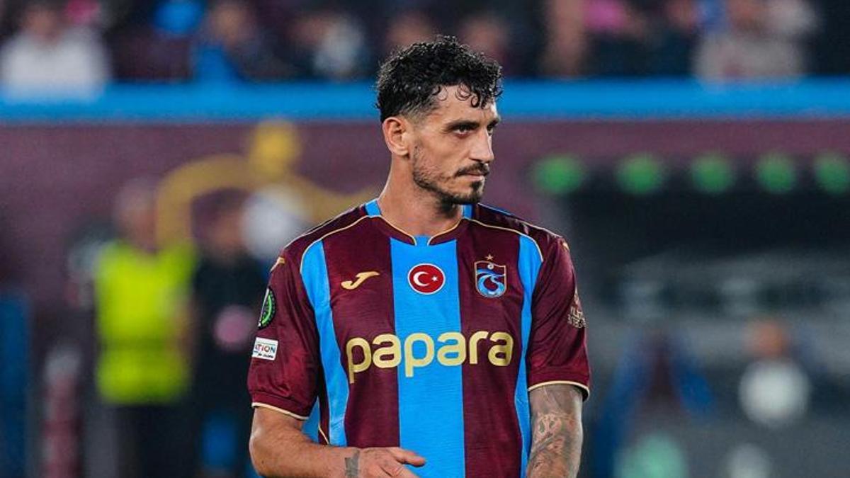 Samet Akaydin'den savunmaya &ouml;vg&uuml;