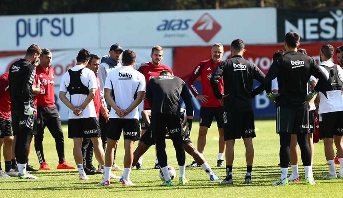 Galatasaray - Beşiktaş derbisinin ardından yıldız savaşları