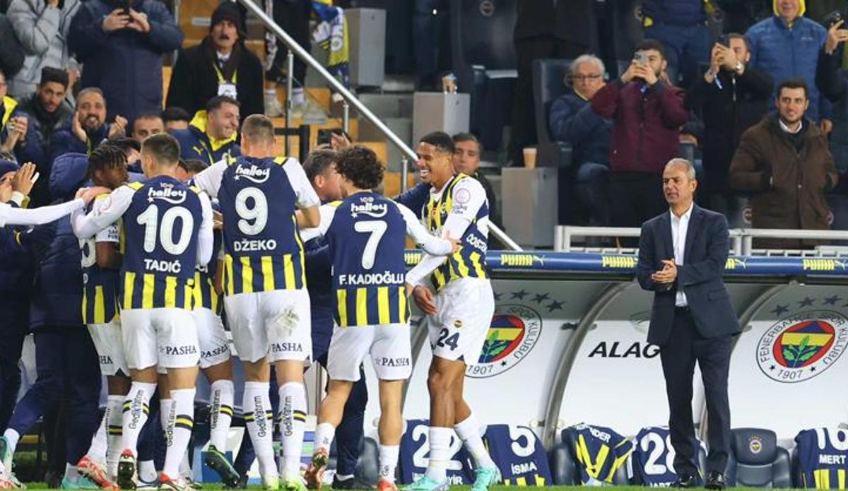 Fanatik: Fenerbahçe'de İsmail Kartal'ın en zor tercihi! Bir adım önde