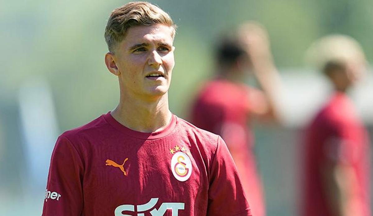 Fanatik: Galatasaray'da Elias Jelert sahaya indi