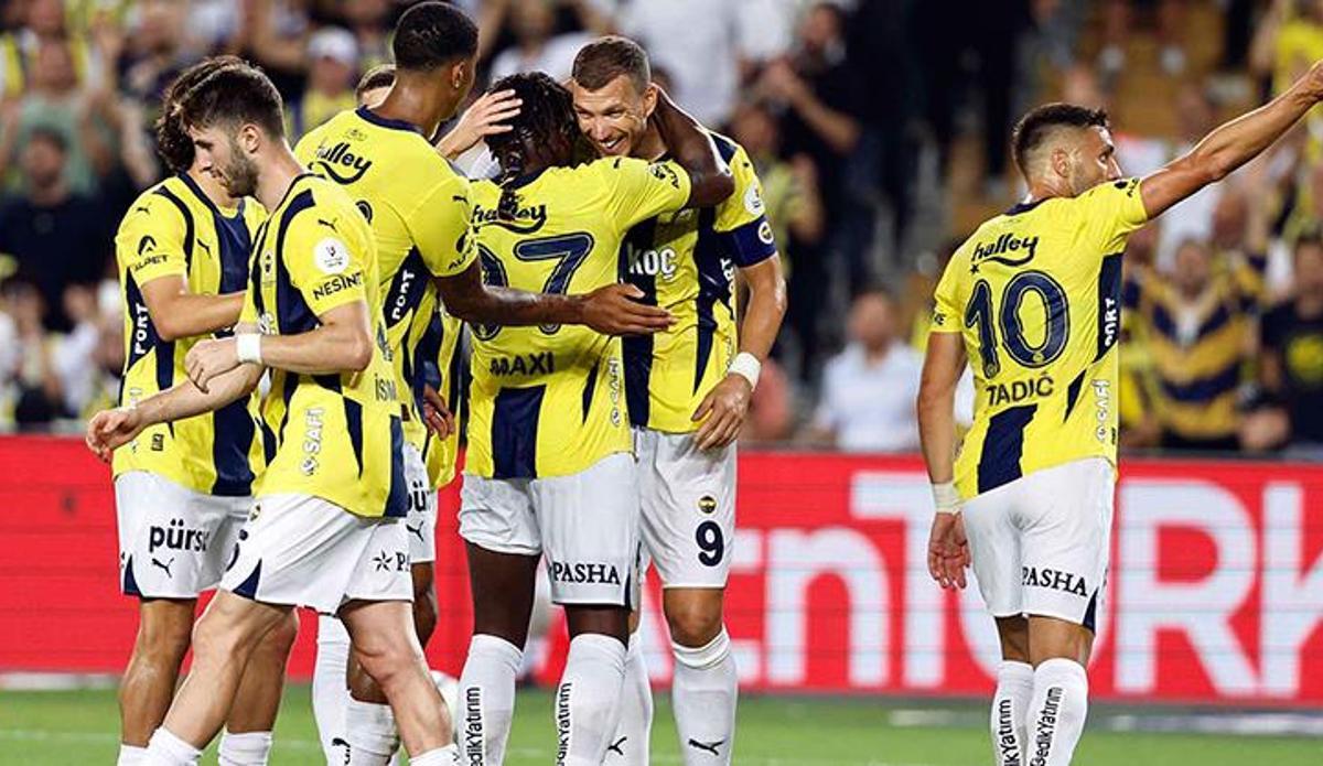 Fanatik: Fenerbahçe 2024-25 sezonuna 'ilk'lerle başladı