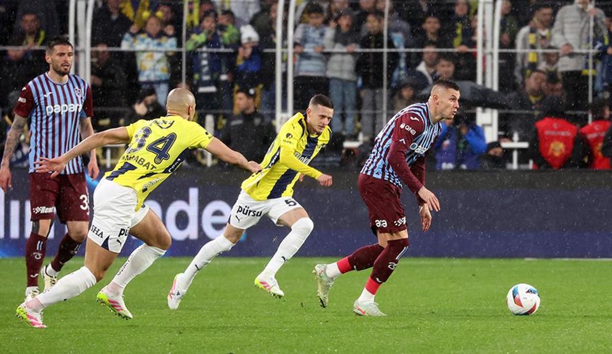 Fanatik: Fenerbahçe - Trabzonspor maçı canlı anlatım - FB TS maç kadrosu, skoru ve istatistikleri (Süper Lig 30. hafta maçı)
