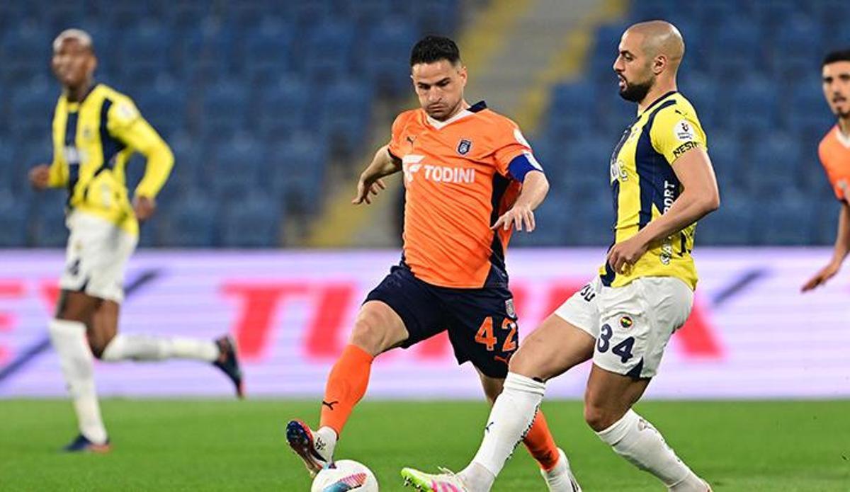 Fanatik: Başakşehir - Fenerbahçe maçı Canlı Anlatım - Başakşehir - FB maçı kadrosu, skoru ve istatistikleri