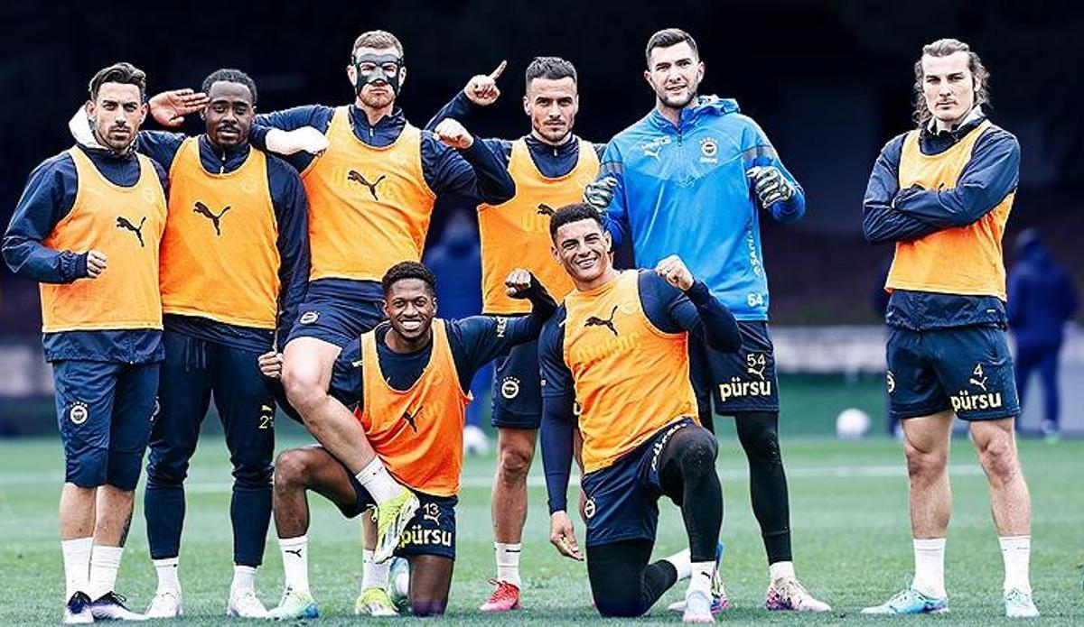 Fanatik: Fenerbahçe'de sürpriz ayrılık, bavulunu topladı: Resmi açıklama geldi