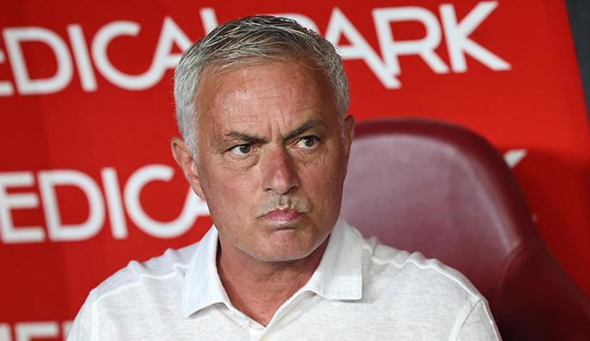 Fanatik: Fenerbahçe'de Jose Mourinho'dan istifa sorusuna cevap: 'Başkanımız bana güveniyor'