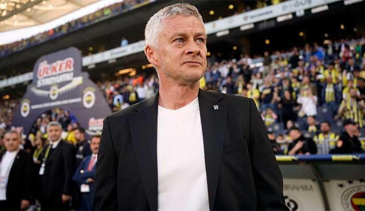 Fanatik: Beşiktaş'ta ayrılık görüşmeleri başladı! 3 oyuncuya kapı gösterildi