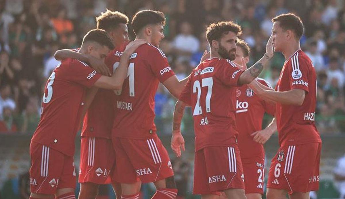 Fanatik: Beşiktaş'ta ipler koptu, takımdan ayrılıyor